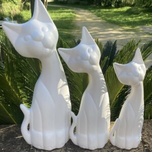 TRIO DE CHATS
